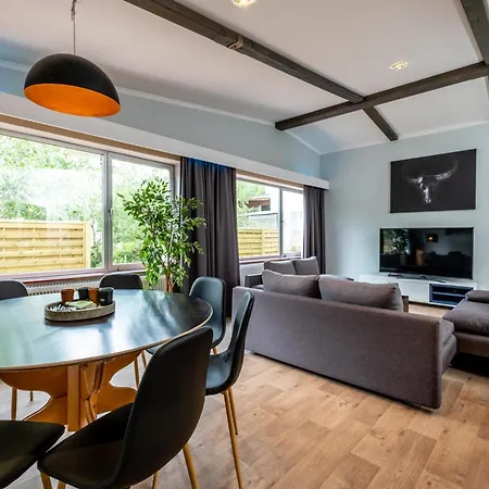 בקתה Haslau Large *