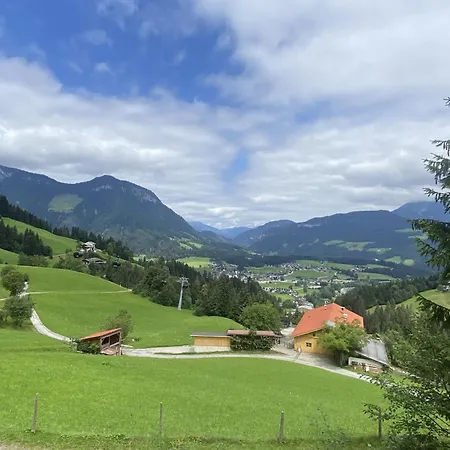 Haslau Large בקתה