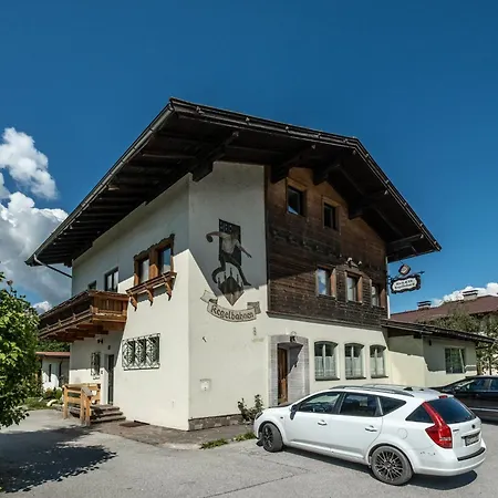 Haslau Large בקתה